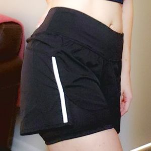 Champion Layered Training Athletic Shorts
Size S